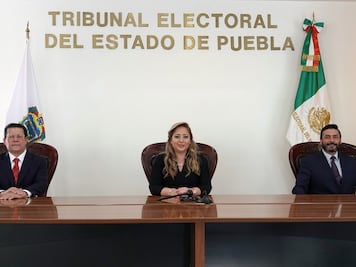 Ratifica Tribunal Federal sanción a  Claudia Rivera por promoción anticipada