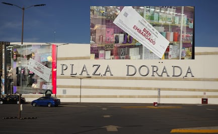 Embargan Plaza Dorada, pero locales comerciales operan con normalidad