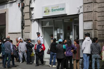Pensión Bienestar: adultos que cobran 12 mil pesos del 7 al 9 de febrero según su apellido