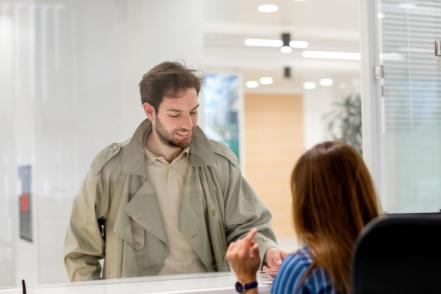 7 consejos financieros de la Condusef para no acabar endeudado en las fiestas navideñas