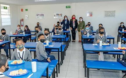 Ponen en operación cinco desayunadores escolares en Puebla