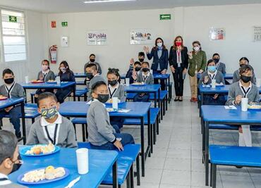 Ponen en operación cinco desayunadores escolares en Puebla