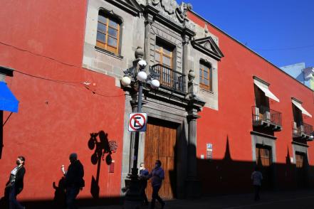 Casa del Deán, la antigua mansión poblana donde descubrieron extraños murales