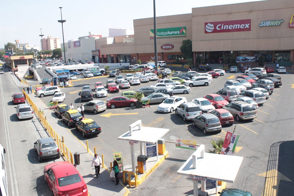Plaza Dorada es uno de los centros comerciales más visitados en Puebla | EsImagen