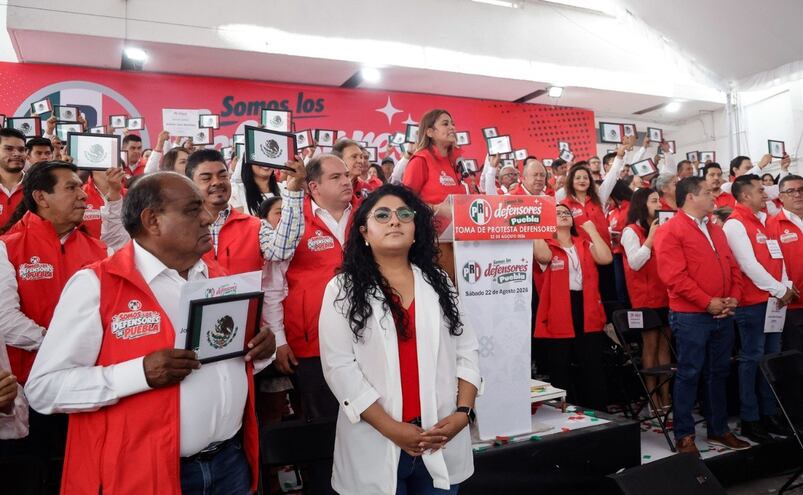 PRI en Puebla se alista para 2027; toma protesta a “Defensores de Puebla”