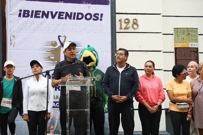 Corren más de mil 600 atletas altruistas en carrera “Por amor al prójimo” organizada por el Congreso de Puebla