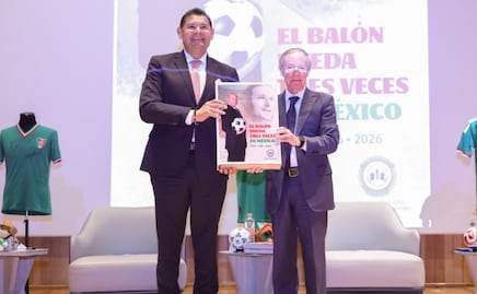 José Ramón Fernández presenta libro sobre los Mundiales de México con apoyo del Gobierno de Puebla