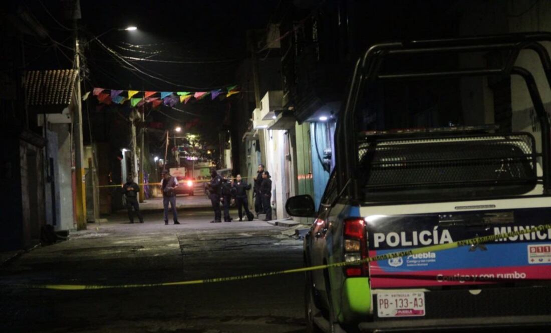 En la junta auxiliar de Santa María Xonacatepec se registró una balacera y el incendio de un par de vehículos. | Foto: Agencia Es Imagen para El Universal Puebla