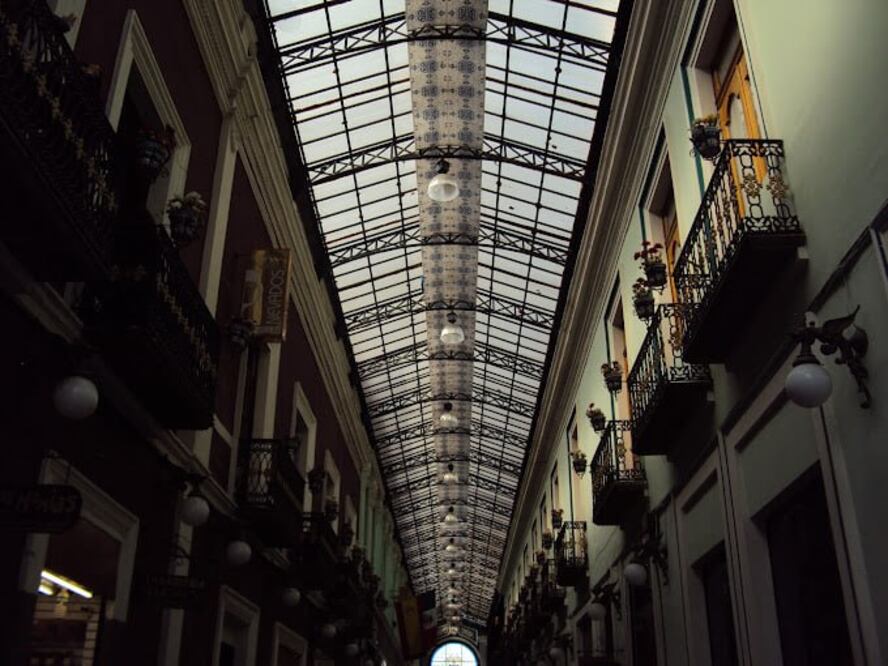 El Pasaje del Ayuntamiento de Puebla se ubica en el corazón de la ciudad | Foto: Google / Alberto López Barbosa