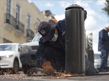Bolardos retirados incumplían con norma técnica: Lalo Rivera