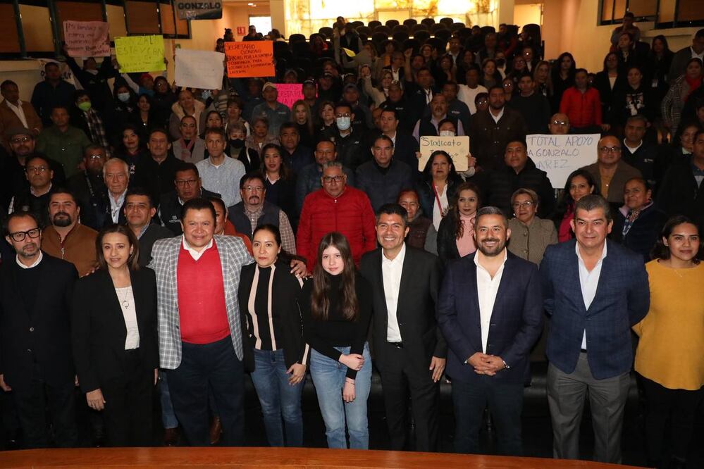 Eduardo Rivera logró acuerdos contractuales con el gremio de trabajadores | Foto: Ayuntamiento de Puebla