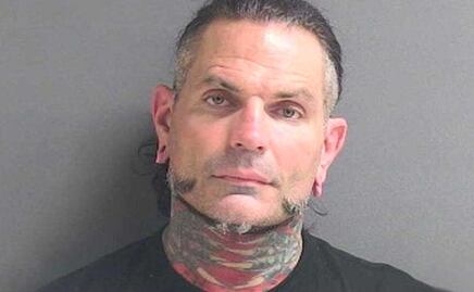 Arrestan a Jeff Hardy, ex luchador de la WWE, por conducir borracho