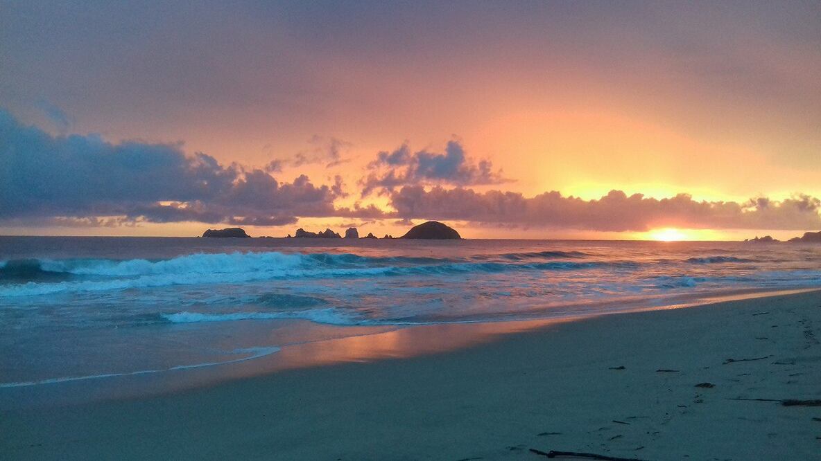 Ixtapa Zihuatanejo es uno de los destinos a donde podrás viajar desde la CAPU | Foto: Facebook Ixtapa Zihuatanejo
