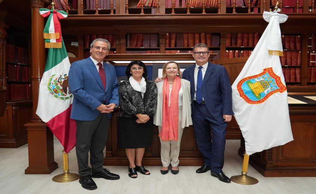 La embajadora dio detalles sobre otras reuniones que sostendrá en estos tres días en México | Foto: Ayuntamiento de Puebla