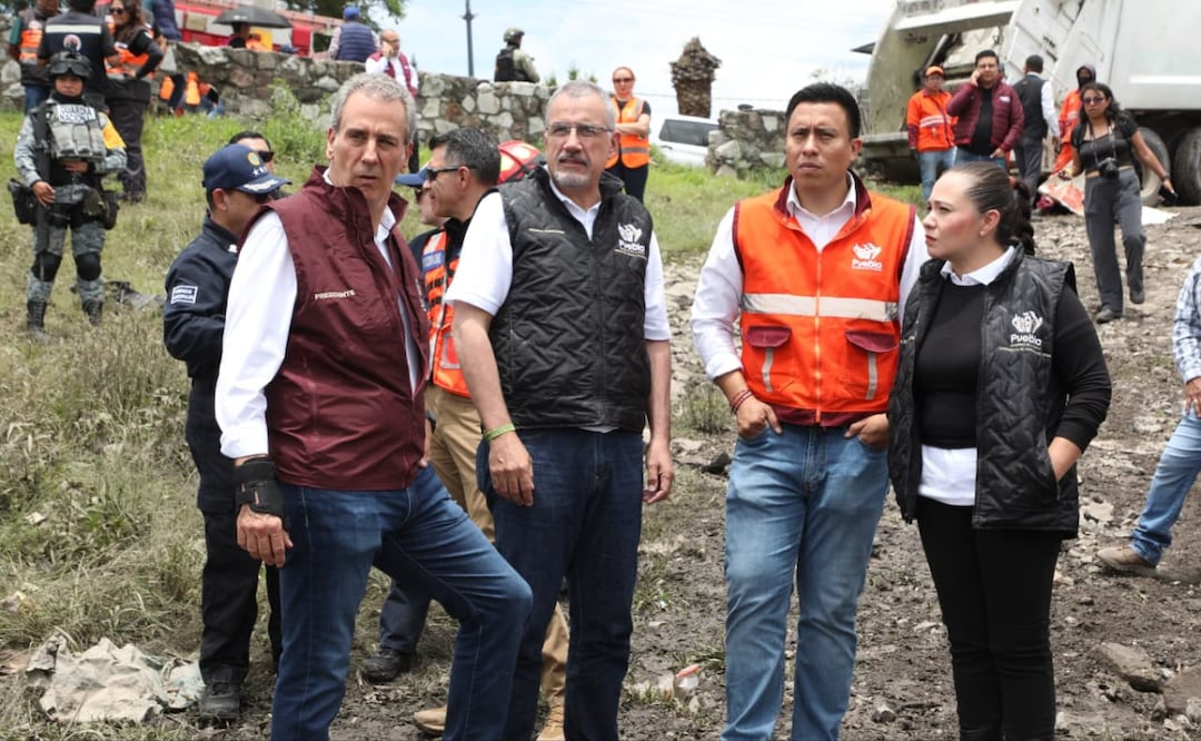 Pepe Chedraui visita zona afectada por lluvias en Puebla | Foto: Ayuntamiento de Puebla.