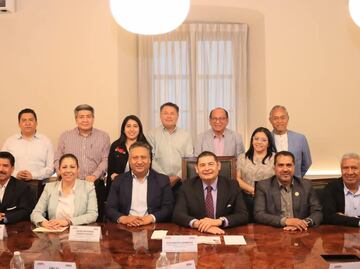 Alejandro Armenta promueve ante el magisterio la transformación educativa