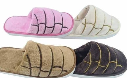 Emprendedoras poblanas venden "pantuconchas" en Facebook
