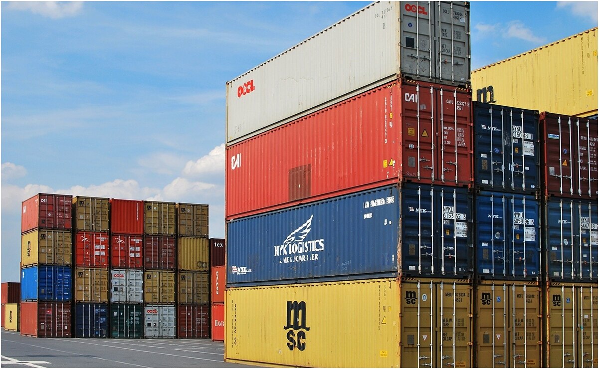 Rebotan exportaciones 125.2% a tasa anual en mayo: Inegi