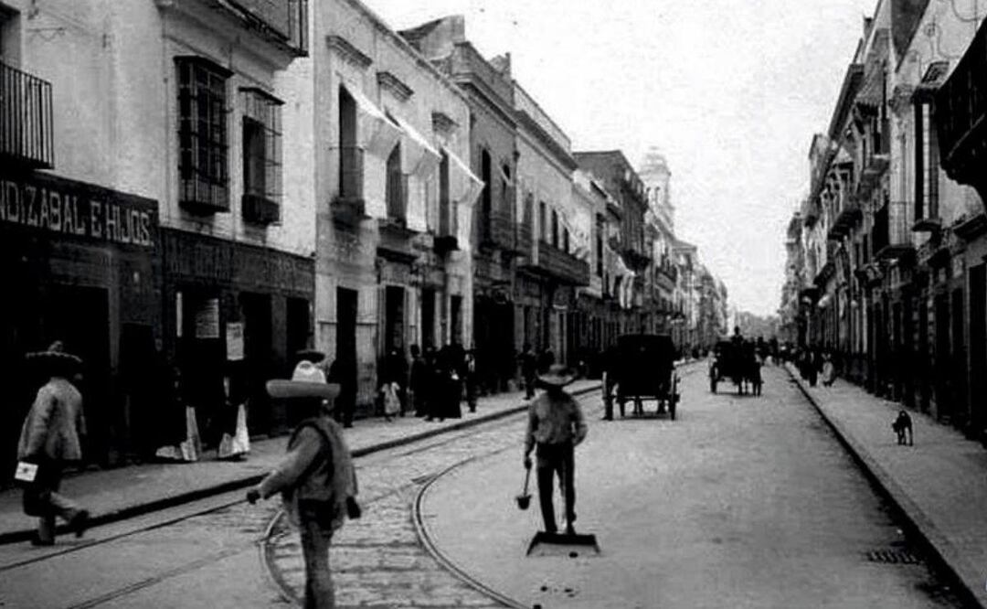 Por esta antigua calle de Puebla también pasaba el tranvía | Foto: X @Puebla Antigua