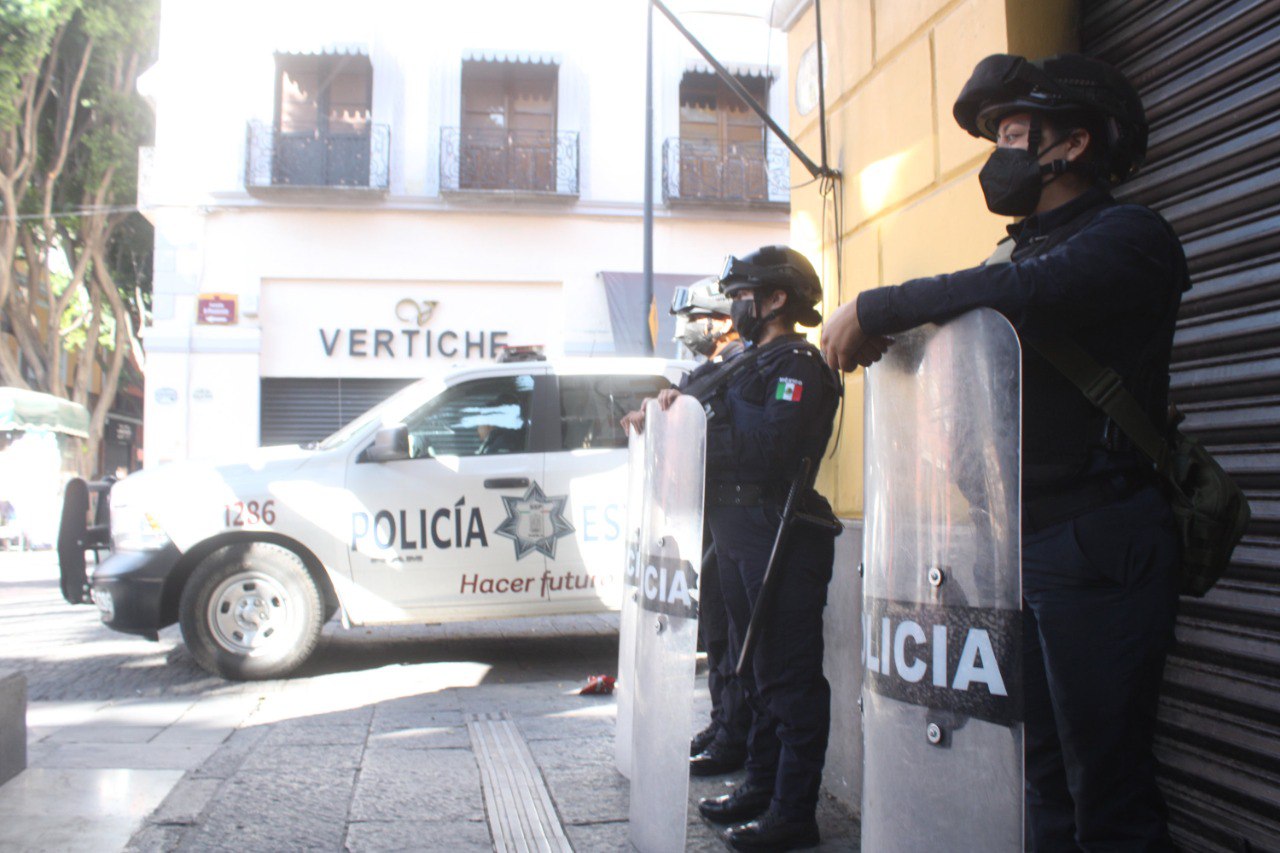 Ayuntamiento de Puebla implementa mega operativo contra ambulantes en Centro Histórico
