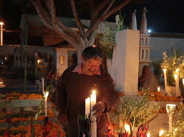 Amplían horario en los panteones municipales de Puebla este Día de Muertos