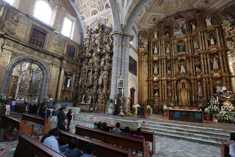 Varios templos de Puebla tienen oro en parte de su estructura | Foto: Esimagen