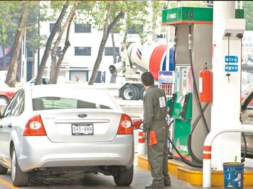 Premium, sin subsidio por una semana más: Hacienda