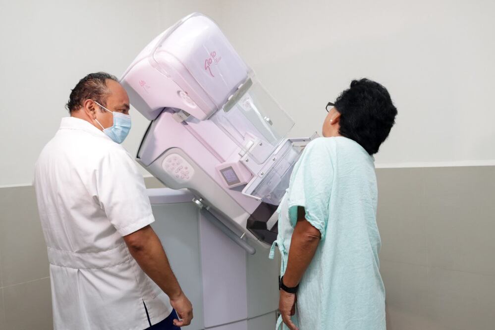 En octubre hay varios laboratorios con ofertas para hacer mastografías | Foto: Agencia Es Imagen para El Universal Puebla