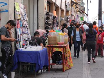 Locatarios apoyan el retiro de ambulantes en la 5 de Mayo