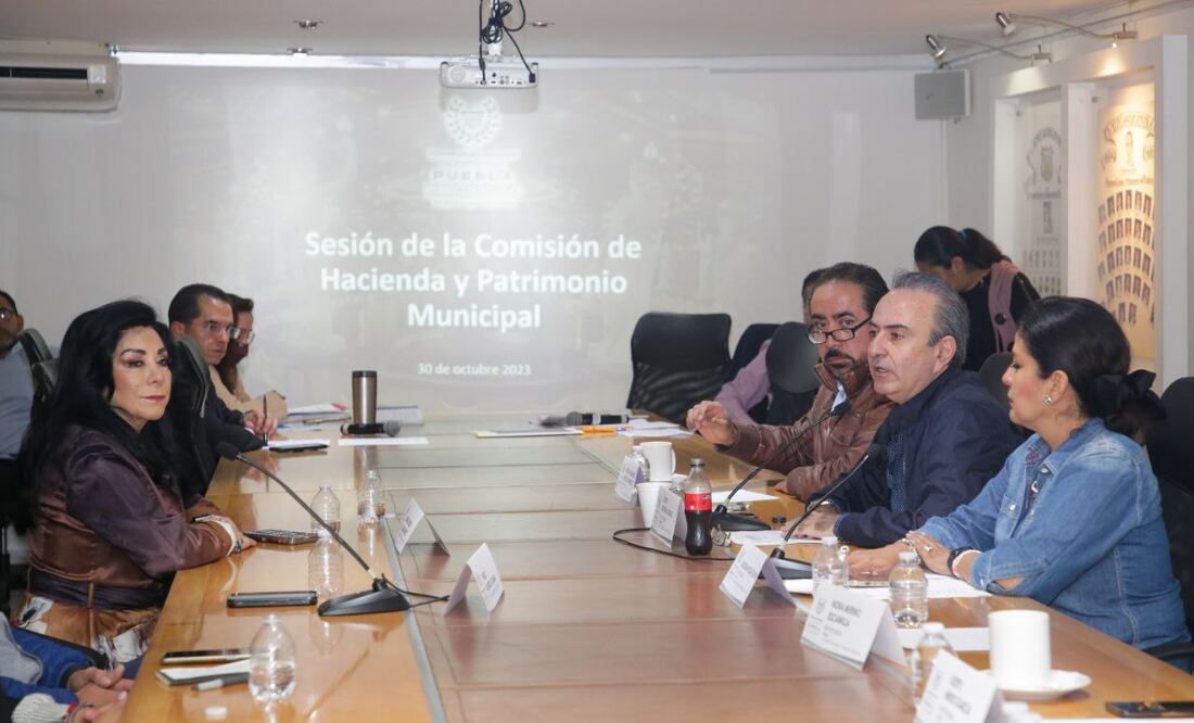 Comisión de Hacienda aprueba por mayoría tarifa de parquímetros | Foto: Agencia Es Imagen para El Universal Puebla