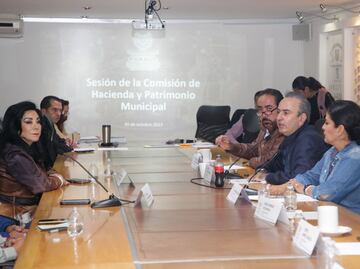 Aprueban nueva tarifa de parquímetros en comisión del Congreso de Puebla