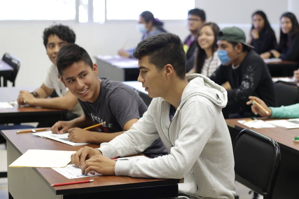 Hay varias opciones para estudiar la universidad de manera gratuita | Es Imagen