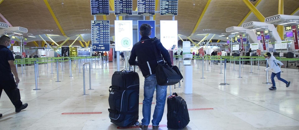 Las dimensiones del equipaje de mano no son universales y pueden variar según la aerolínea, la clase de servicio y la ruta del vuelo. 

Foto: Producción El Universal Puebla