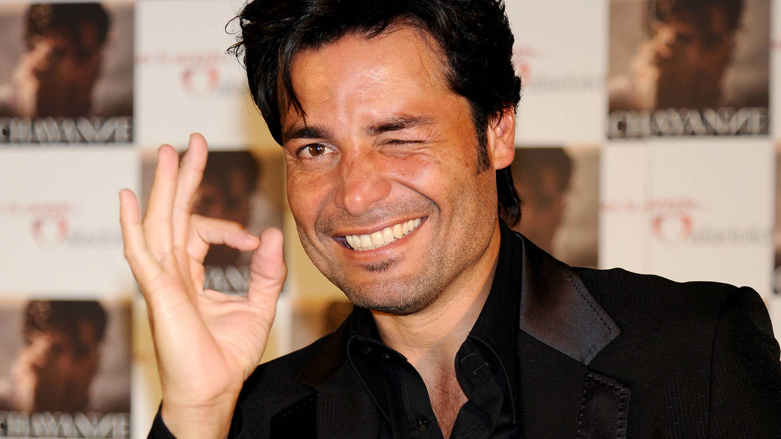 Los fans pueden anticipar noches repletas de música, baile y el inconfundible carisma de Chayanne, quien seguramente hará vibrar a todos con su energía contagiosa. ¡No querrán perderse esta experiencia única!

Foto: Producción El Universal Puebla