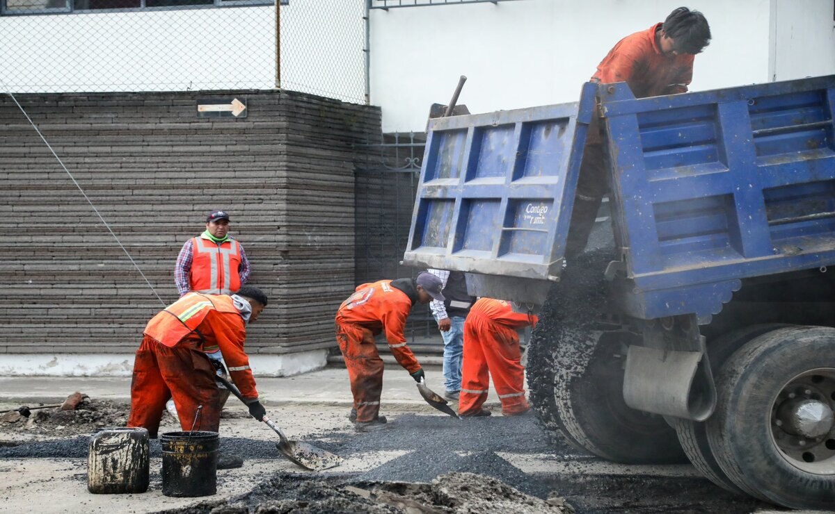 Refuerza Pepe Chedraui Campaña de Bacheo en la capital
