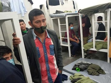 Hacinamiento, tratos crueles e inhumanos y riesgos por Covid-19 en estancia migratoria de Puebla: CNDH