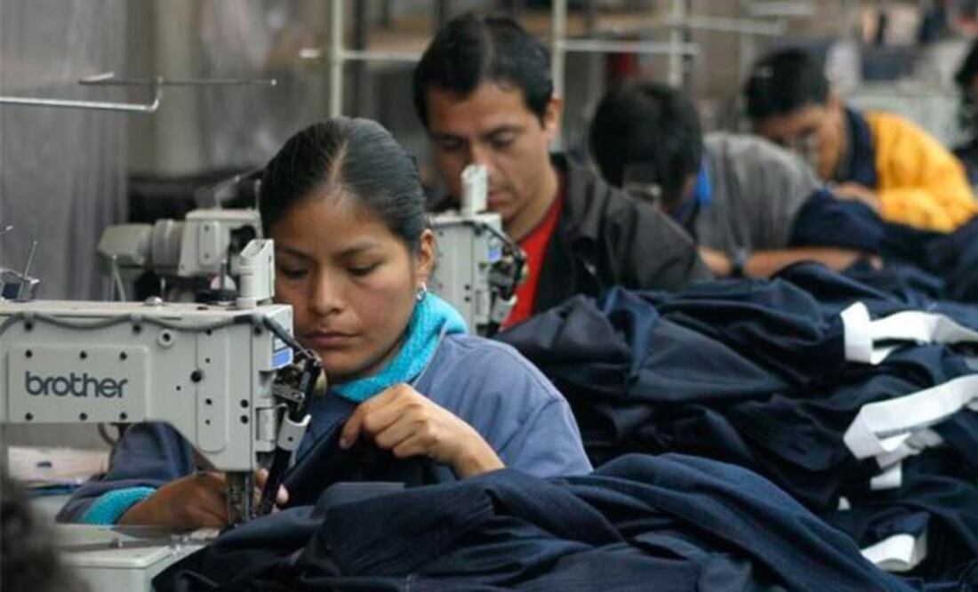 Este día es el 1 de octubre, y si los trabajadores asisten a laborar en esa fecha, recibirán una compensación económica adicional al salario normal.
Foto: Producción El Universal Puebla