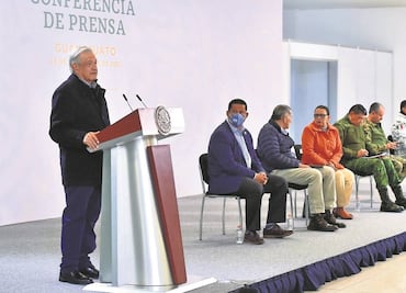 Celebra AMLO idea de elevar 20% el salario