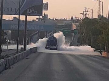 Pipa de gas registra fuga en Puebla