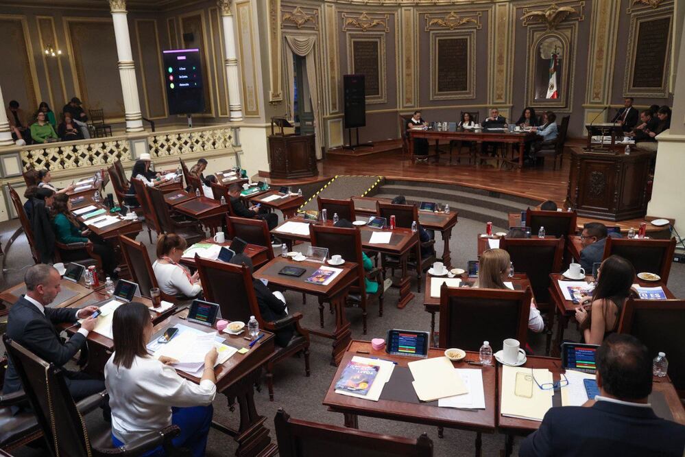 Diputados de Morena dieron 15 de los 29 votos a favor de la despenalización del aborto | Foto: EsImagen