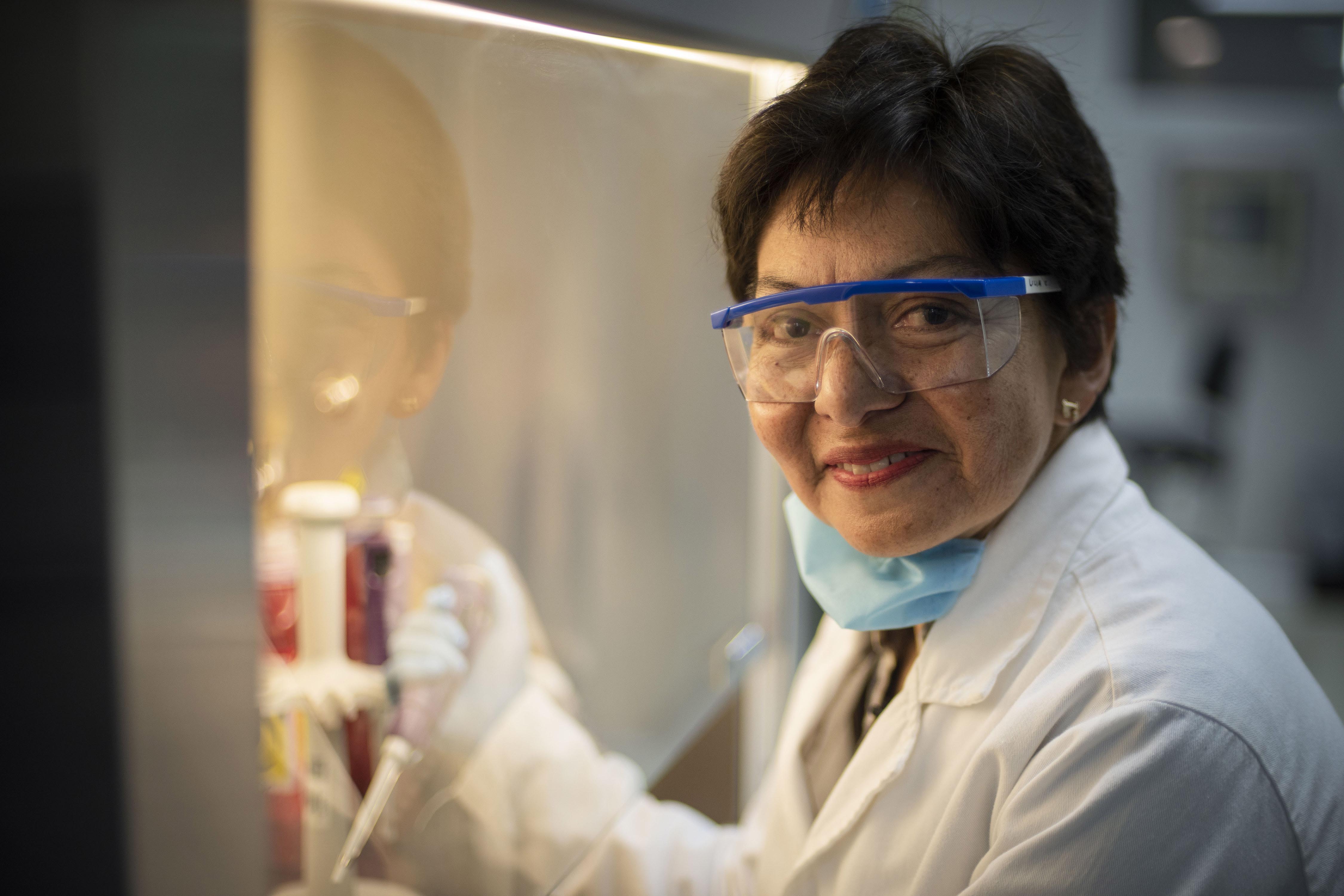 Lilia Cedillo contenderá por la rectoría de la BUAP, renunció al Centro de Detección Biomolecular