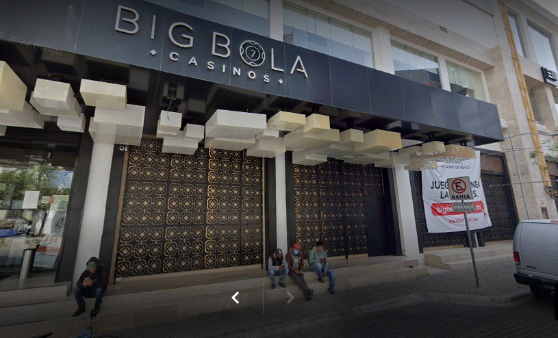 Big Bola de Solesta se ubica en la Plaza Sinfonía, en Lomas de Angelópolis | Foto: Google Maps