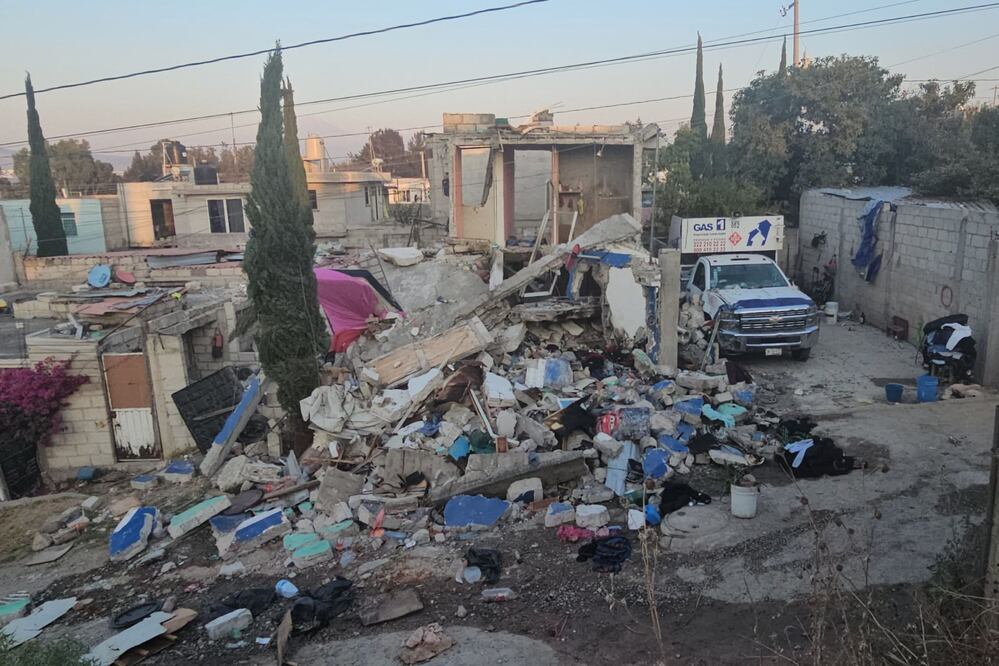 Una casa se derrumbó por una explosión de gas | Foto: EsImagen