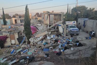 Explosión de Gas LP derrumba casa en la colonia La Esperanza en Puebla