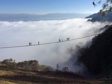 ¿Cómo llegar al fascinante puente tibetano de Tlatlauquitepec?