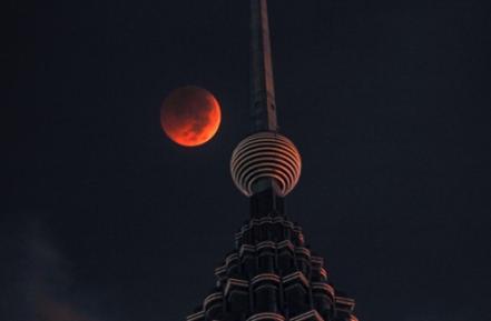 Eclipse. Trifecta de "superluna roja" no ocurría desde hace unos seis años