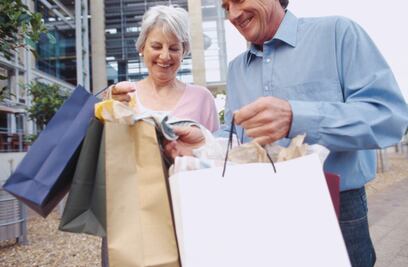 INAPAM: estas son las tiendas de ropa con descuento para adultos mayores