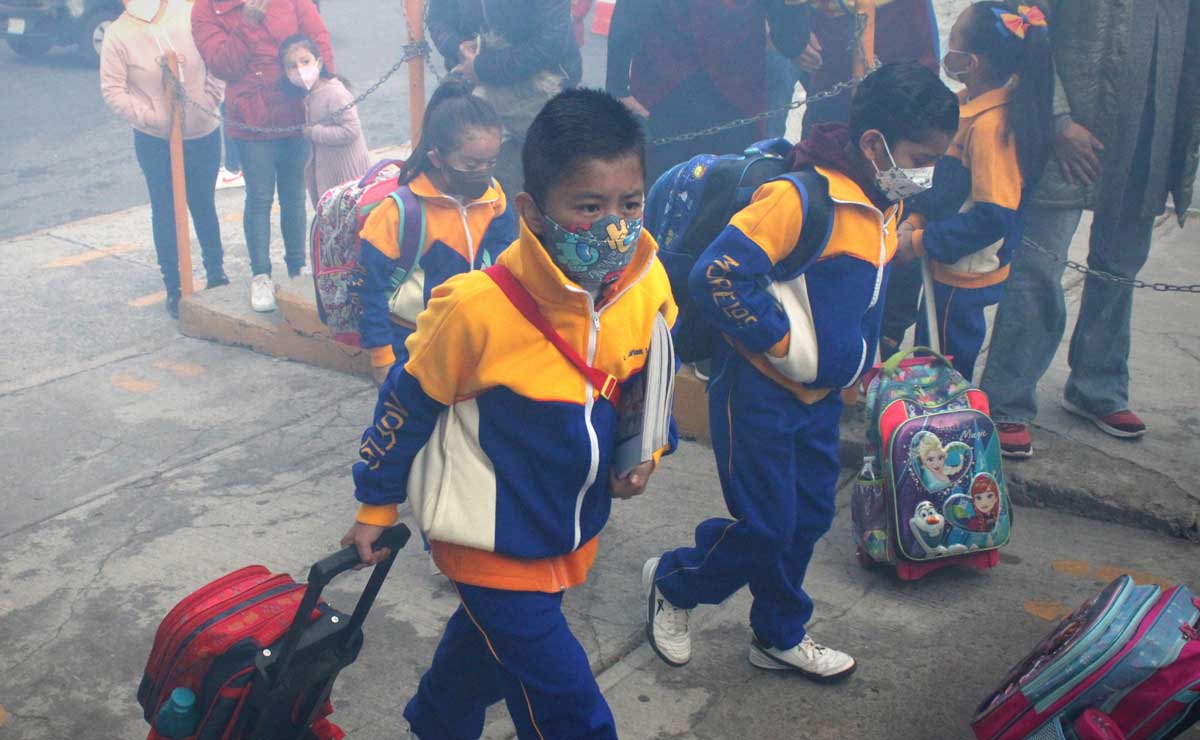 ¡Bye, pandemia! A clases 1.6 millones de alumnos en Puebla