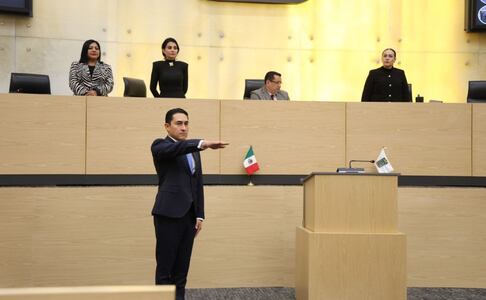 Germán Reyna rinde protesta como titular de la ASE