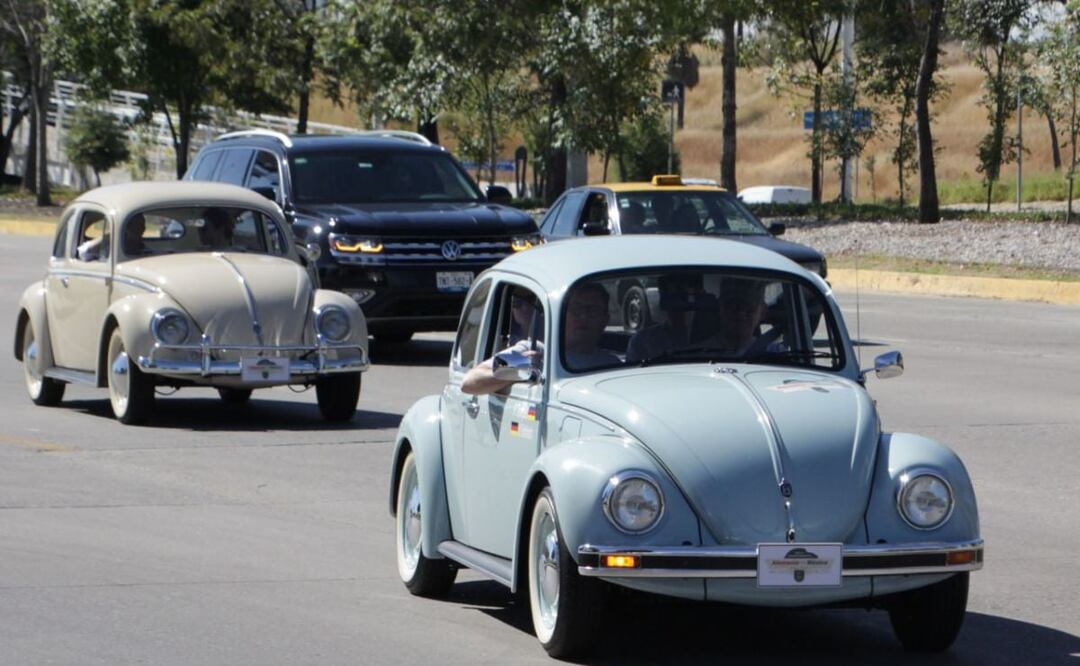 El Vocho es uno de los tres vehículos más emblemáticos que ha armado la Volkswagen en Puebla. | Foto: Agencia Es Imagen para El Universal Puebla